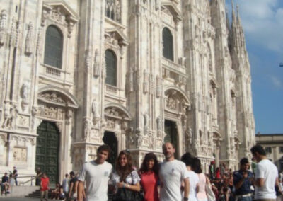La familia Giraudi en la catedral de Milán